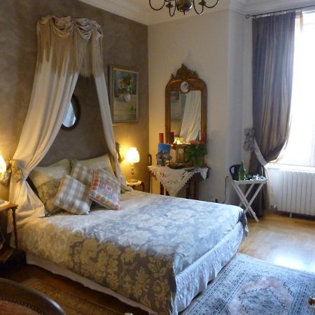 Le Petit Chateau - Tiffauges Proche Puy Dufou Buitenkant foto