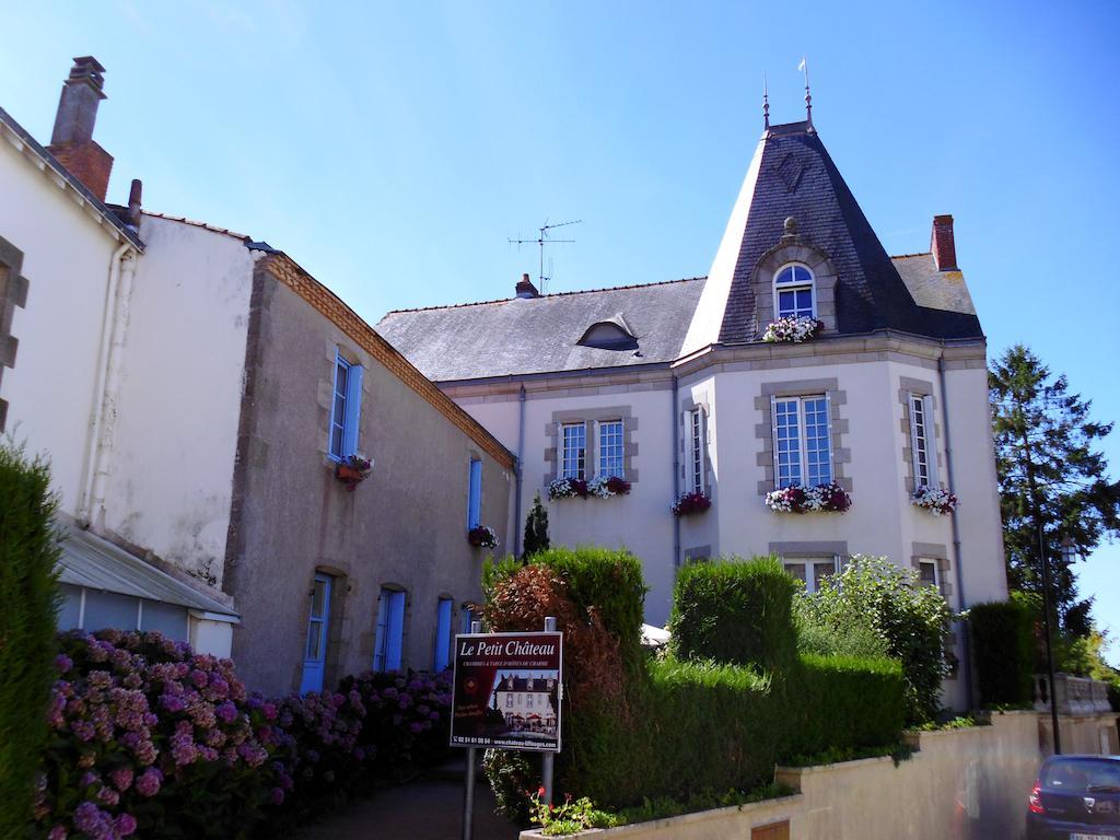 Le Petit Chateau - Tiffauges Proche Puy Dufou Buitenkant foto