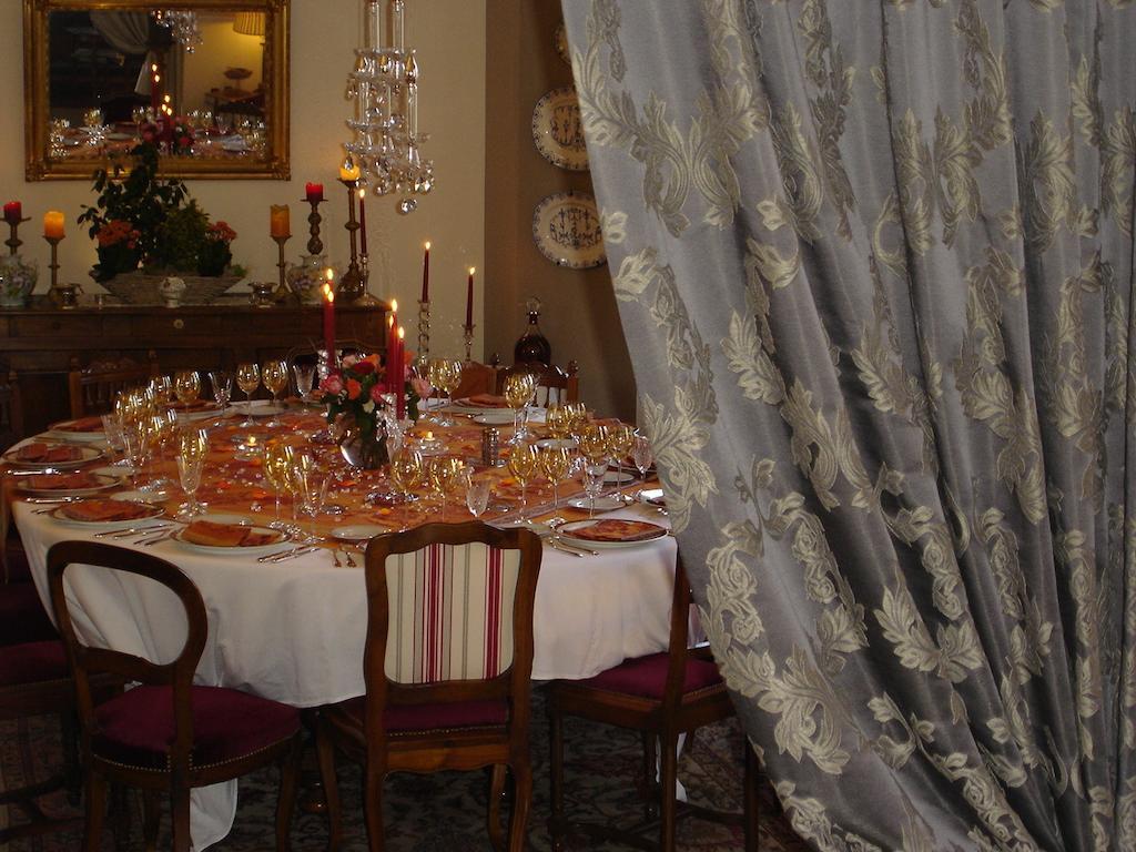 Le Petit Chateau - Tiffauges Proche Puy Dufou Buitenkant foto