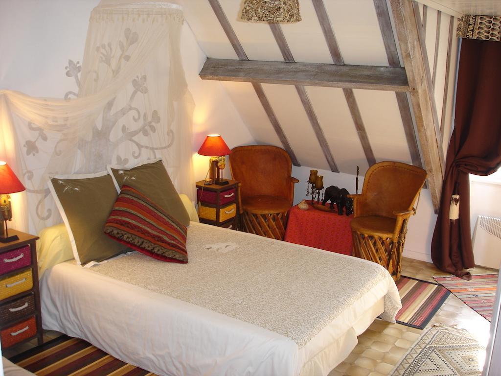 Le Petit Chateau - Tiffauges Proche Puy Dufou Kamer foto