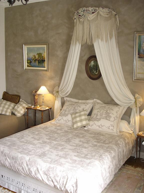 Le Petit Chateau - Tiffauges Proche Puy Dufou Kamer foto